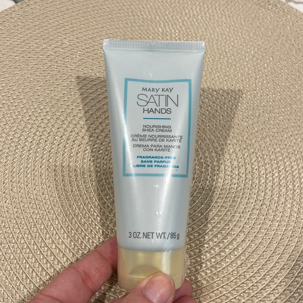 NEW- In Sealed packaging - Mary Kay Satin Hands